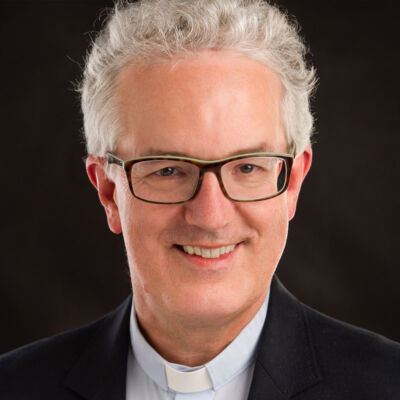Dr. Christian Hennecke